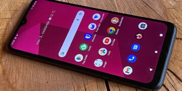 T Phone Pro 5G teszt: hétköznapra jó lehet